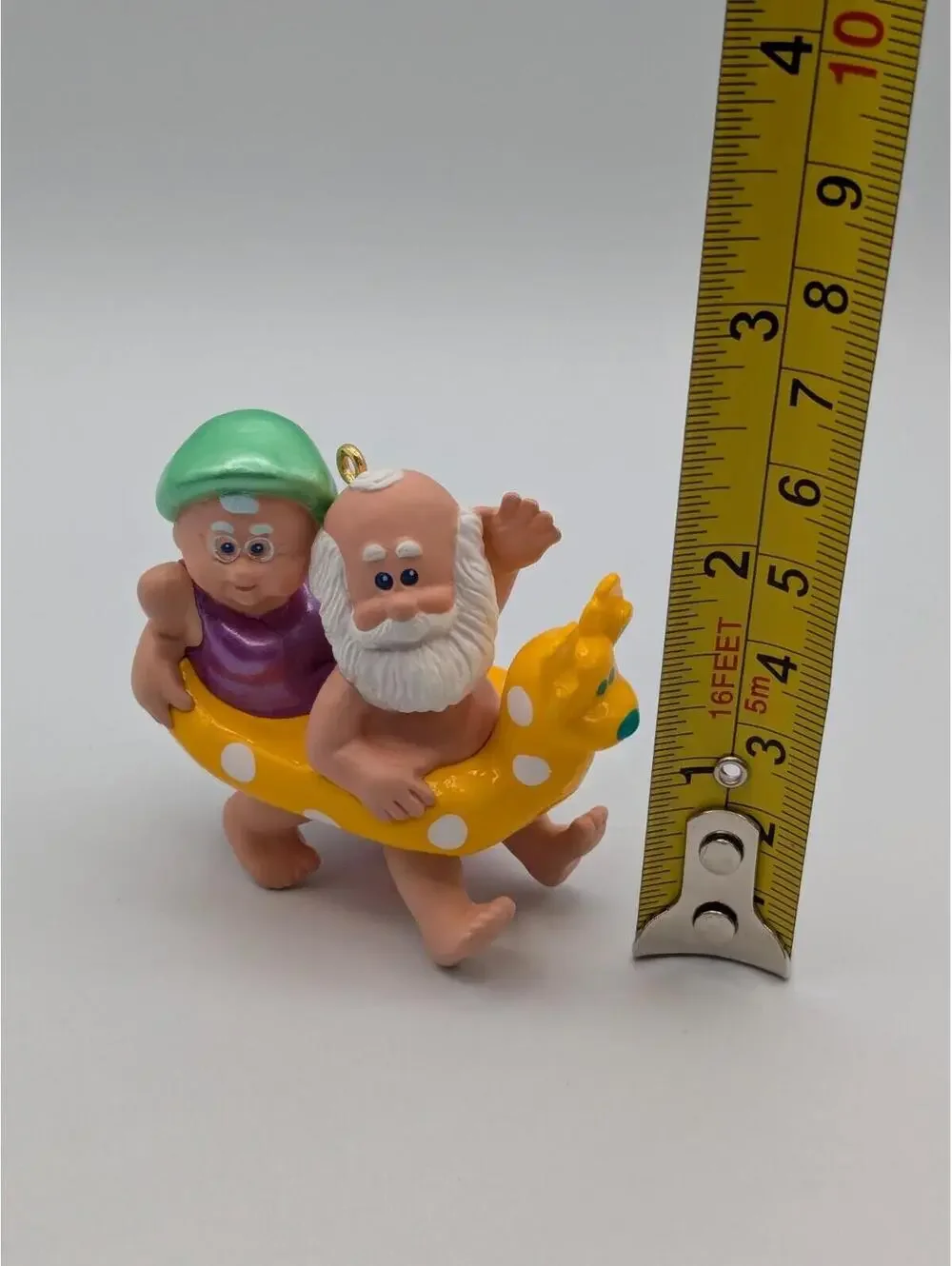 Hallmark Keepsake The Clauses on Vacation 1998 Ornament, 2nd in the Series